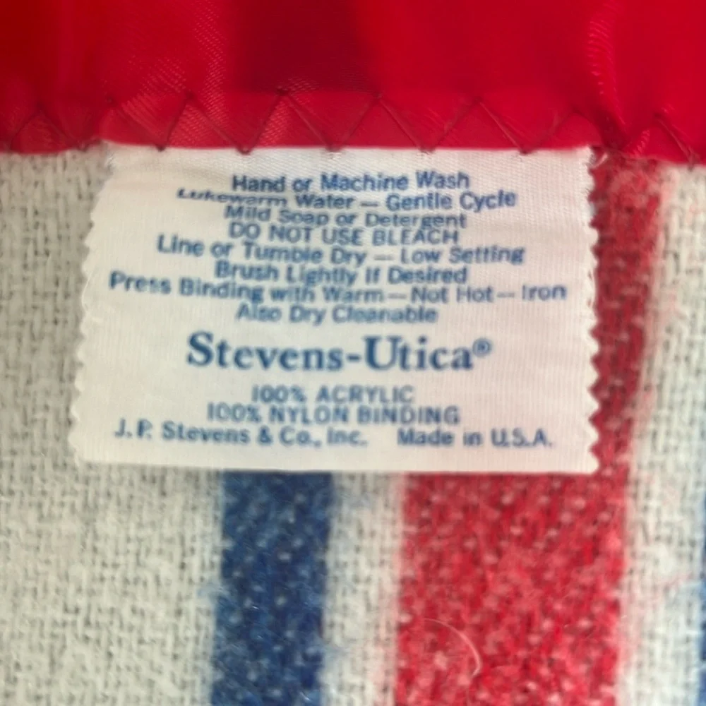 Stevens Utica Vintage Stripped Acrylic‎ Double Satin Trim Blanket 88